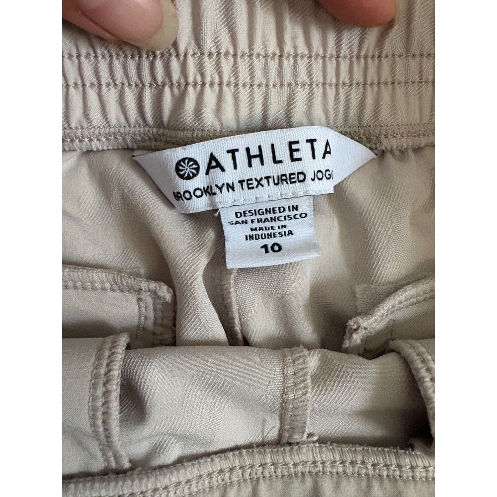 Athleta Brooklyn Textured Joggers Size 10 Beige Light Gray Pull On Travel Pants - Picture 3 of 9
